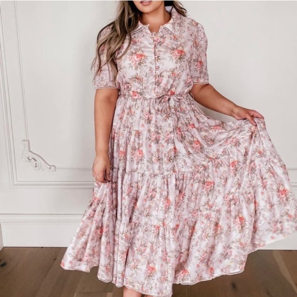 JessaKae Dresses & Skirts - JessaKae Briar Rose Short Puff Sleeve Tiered Midi Dress Sz 2X